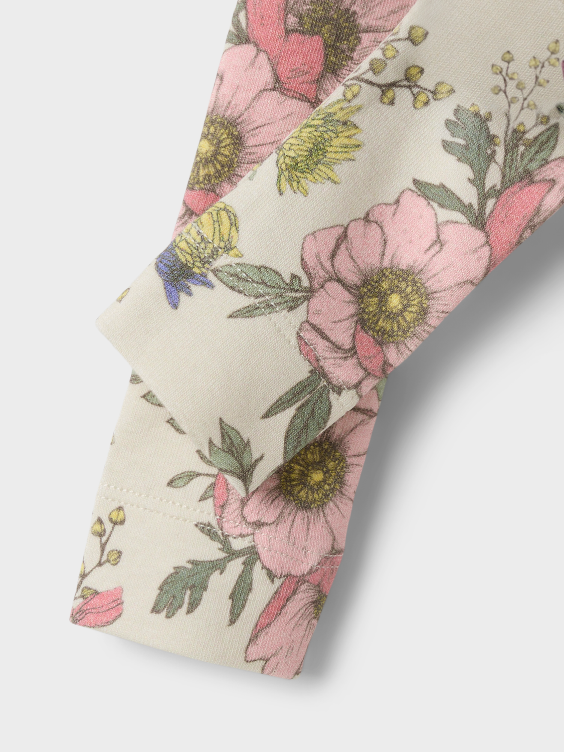 model_shot-front_full